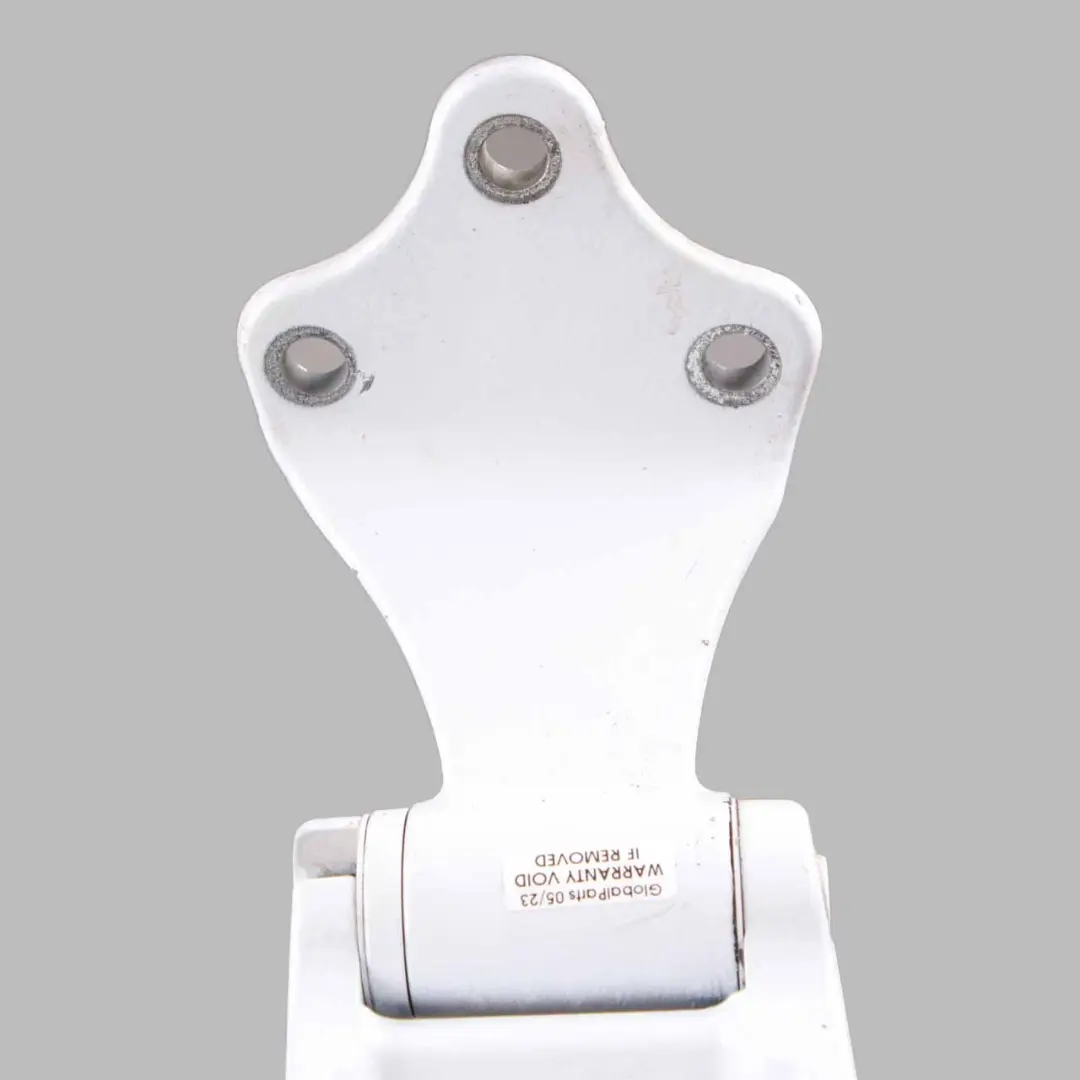 Cerniera Porta Posteriore Inferiore Bianco Artico 9147 per Mercedes W447 con numero di parte A4477407700 Mercedes W447 Cerniera Porta Posteriore Inferiore Bianco Artico 9147 - SKU A4477407700-ARW - Numero di parte A4477407700