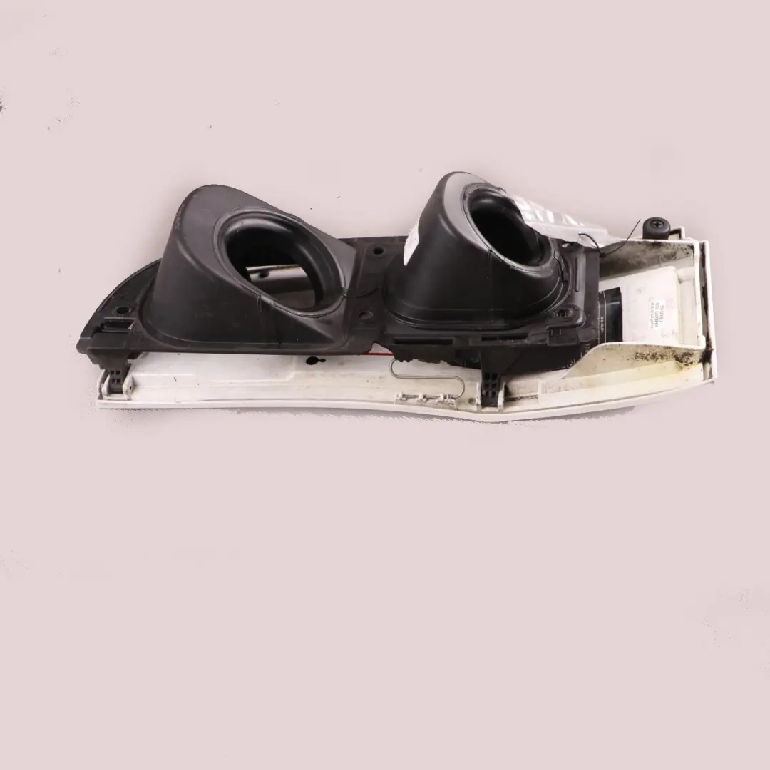 Mercedes Vito W447 Tankklappe Tankdeckel Abdeckung Arktisch Weiß - SKU A4477500000-ARW - Teilenummer A4477500000