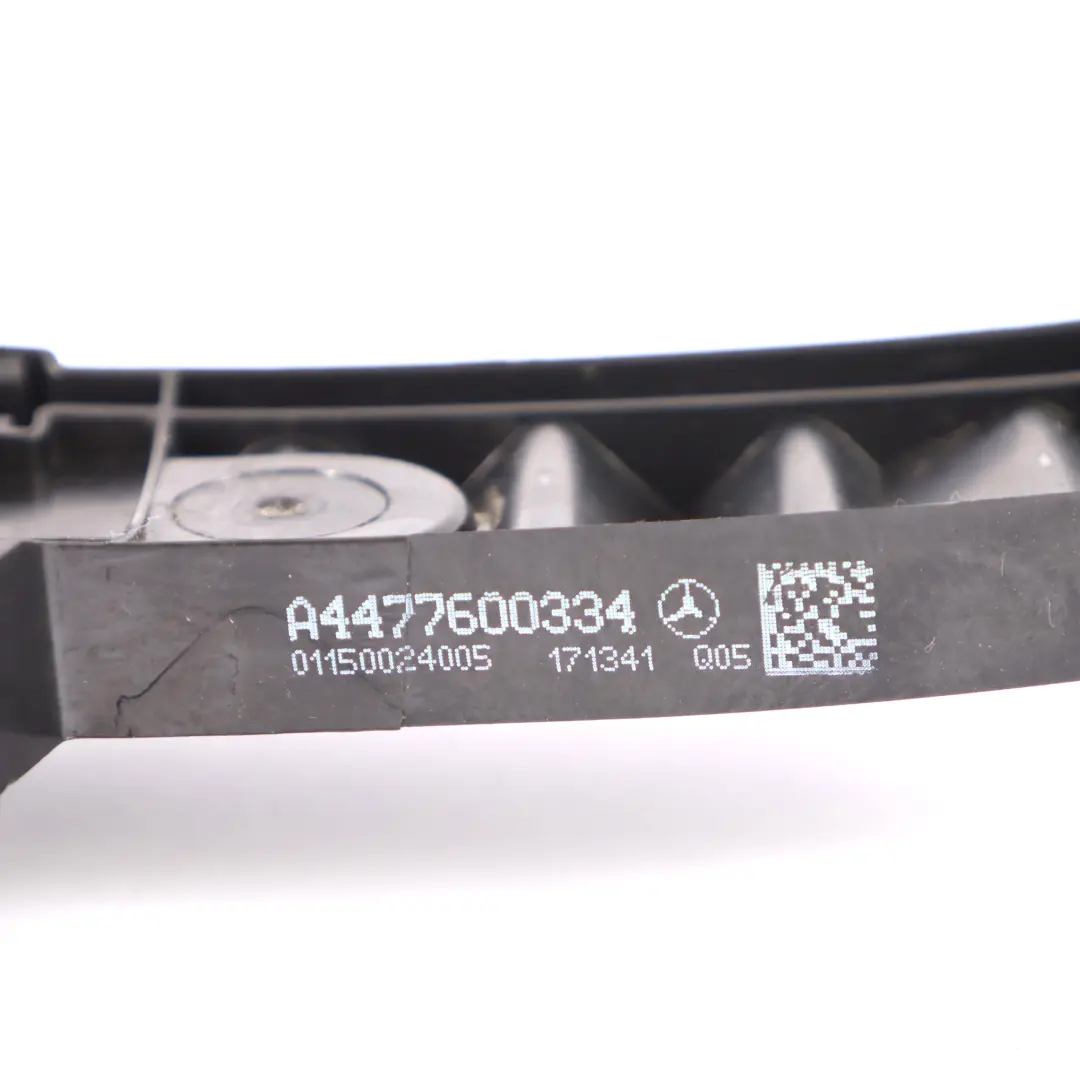 Manija de puerta deslizante Base Trasera Derecha para Mercedes Vito W447 con número de pieza A4477600334 Mercedes Vito W447 Manija de puerta deslizante Base Trasera Derecha - SKU A4477600334 - Número de pieza A4477600334