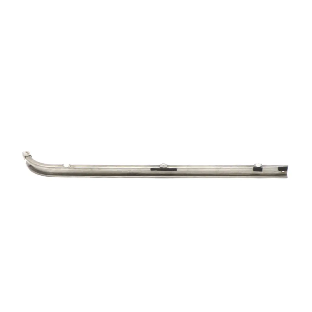 Guida per porta scorrevole Mercedes W447 Guida posteriore sinistra per con numero di parte A4477662100 Guida per porta scorrevole Mercedes W447 Guida posteriore sinistra - SKU A4477662100 - Numero di parte A4477662100