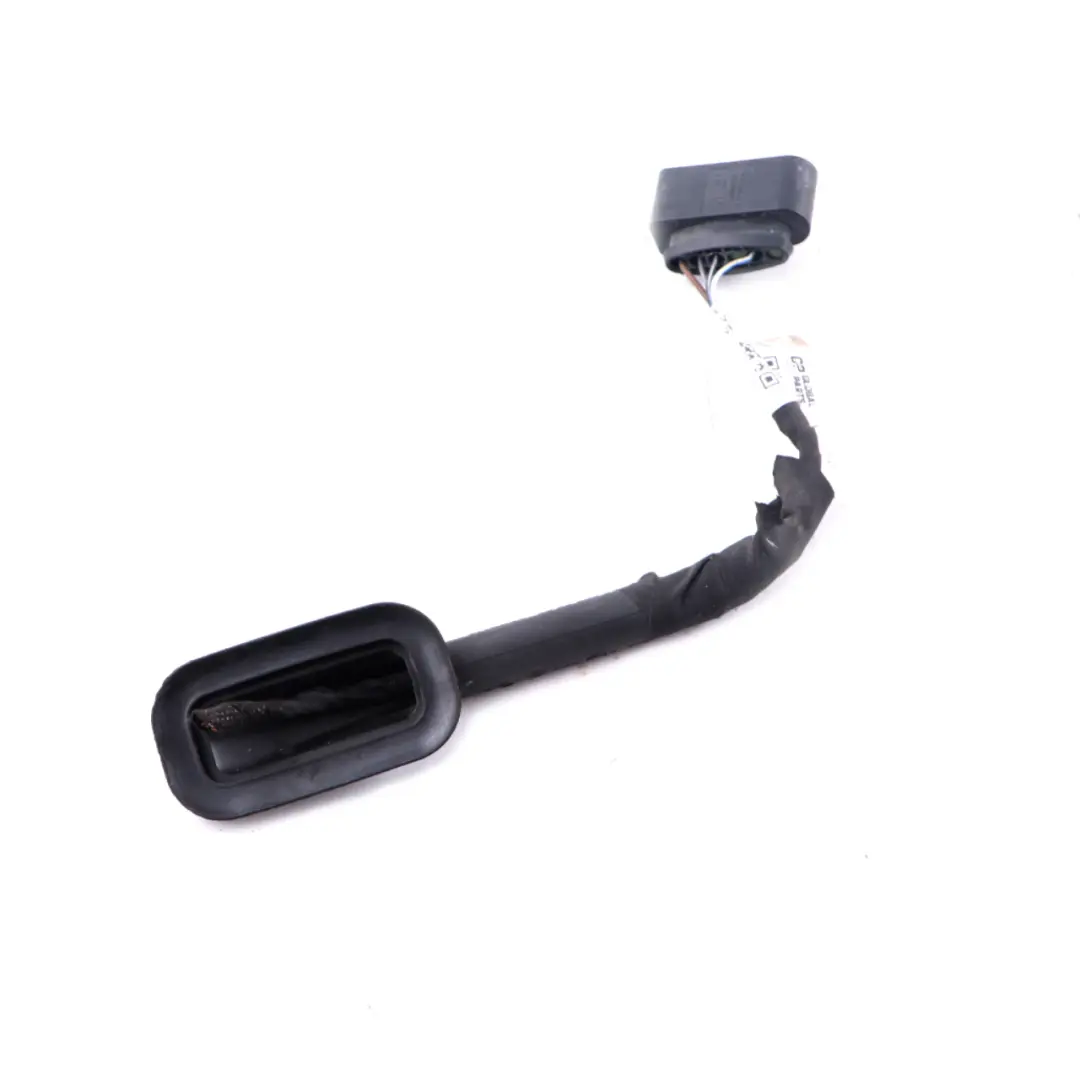 Mercedes W447 Rear Lamp Left N/S Tailgate Light Plug Socket Wiring - SKU A4478200064-2 - Part number A4478200064