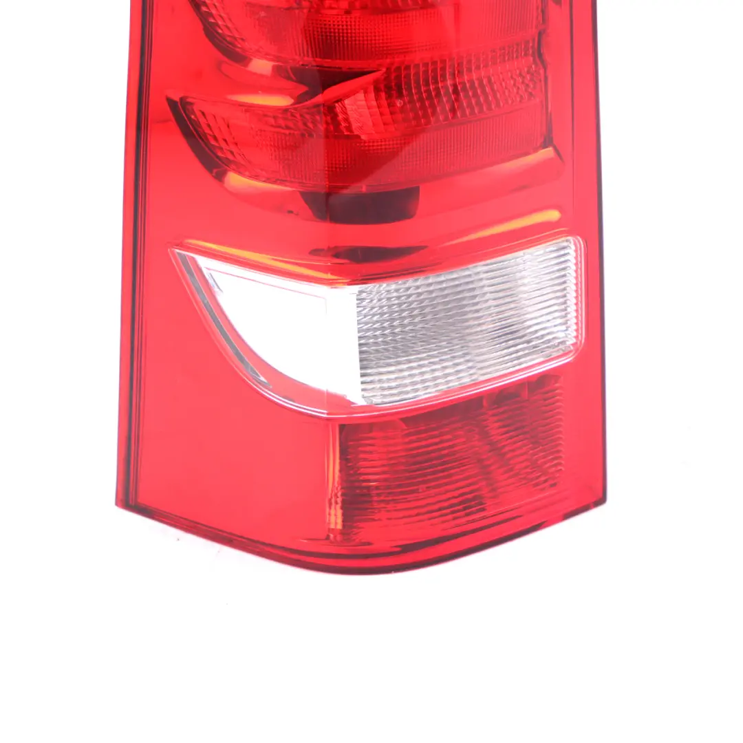 Luz Trasera Izquierda Tail Light Side Panel para Mercedes Vito W447 con número de pieza A4478200064 Mercedes Vito W447 Luz Trasera Izquierda Tail Light Side Panel - SKU A4478200064 - Número de pieza A4478200064