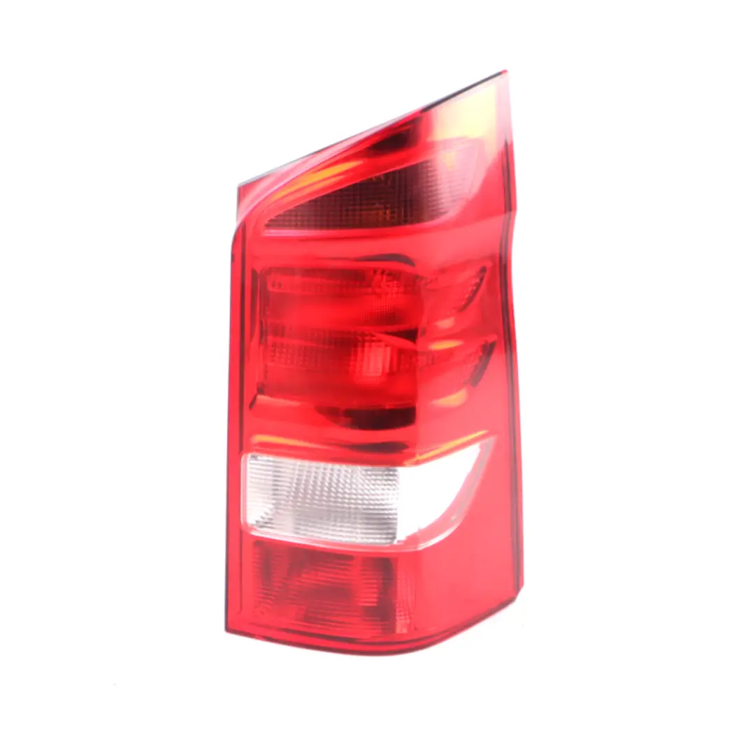 Feu arrière Feu arrière droit Panneau latéral pour Mercedes Vito W447 à propos du numéro de pièce A4478200164 Mercedes Vito W447 Feu arrière Feu arrière droit Panneau latéral - SKU A4478200164 - Numéro de pièce A4478200164