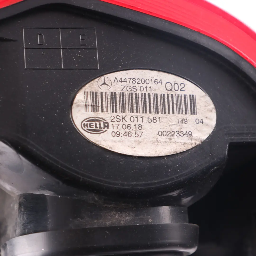 Rückleuchte rechts Rücklicht Seitenwand für Mercedes Vito W447 mit Teilenummer A4478200164 Mercedes Vito W447 Rückleuchte rechts Rücklicht Seitenwand - SKU A4478200164 - Teilenummer A4478200164