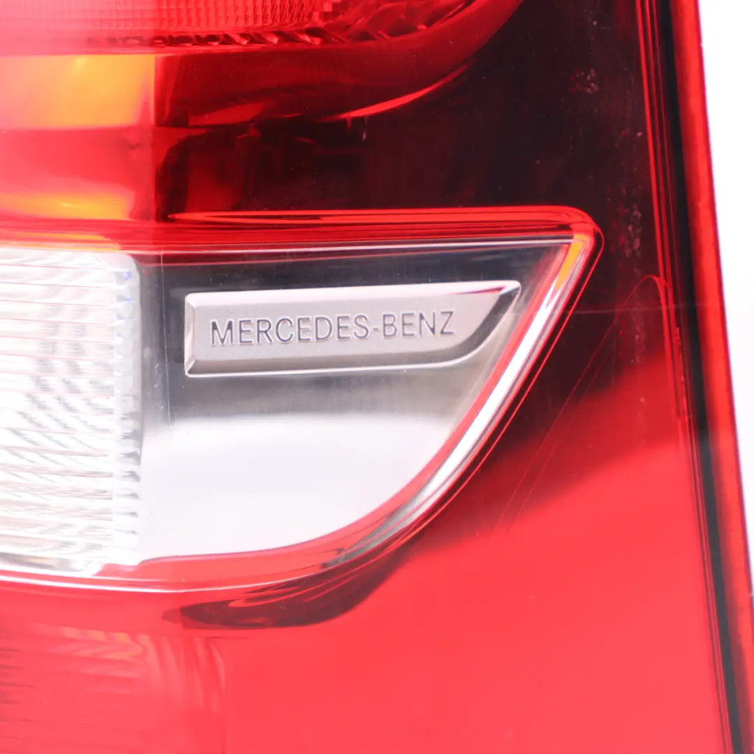 Fanale posteriore destro posteriore laterale per Mercedes Vito W447 con numero di parte A4478200164 Mercedes Vito W447 Fanale posteriore destro posteriore laterale - SKU A4478200164 - Numero di parte A4478200164