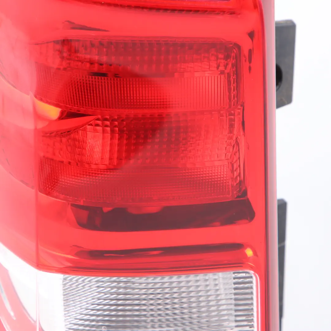 Fanale posteriore Sinistro Fanale posteriore laterale per Mercedes W447 con numero di parte A4478201164 Mercedes W447 Fanale posteriore Sinistro Fanale posteriore laterale - SKU A4478201164 - Numero di parte A4478201164