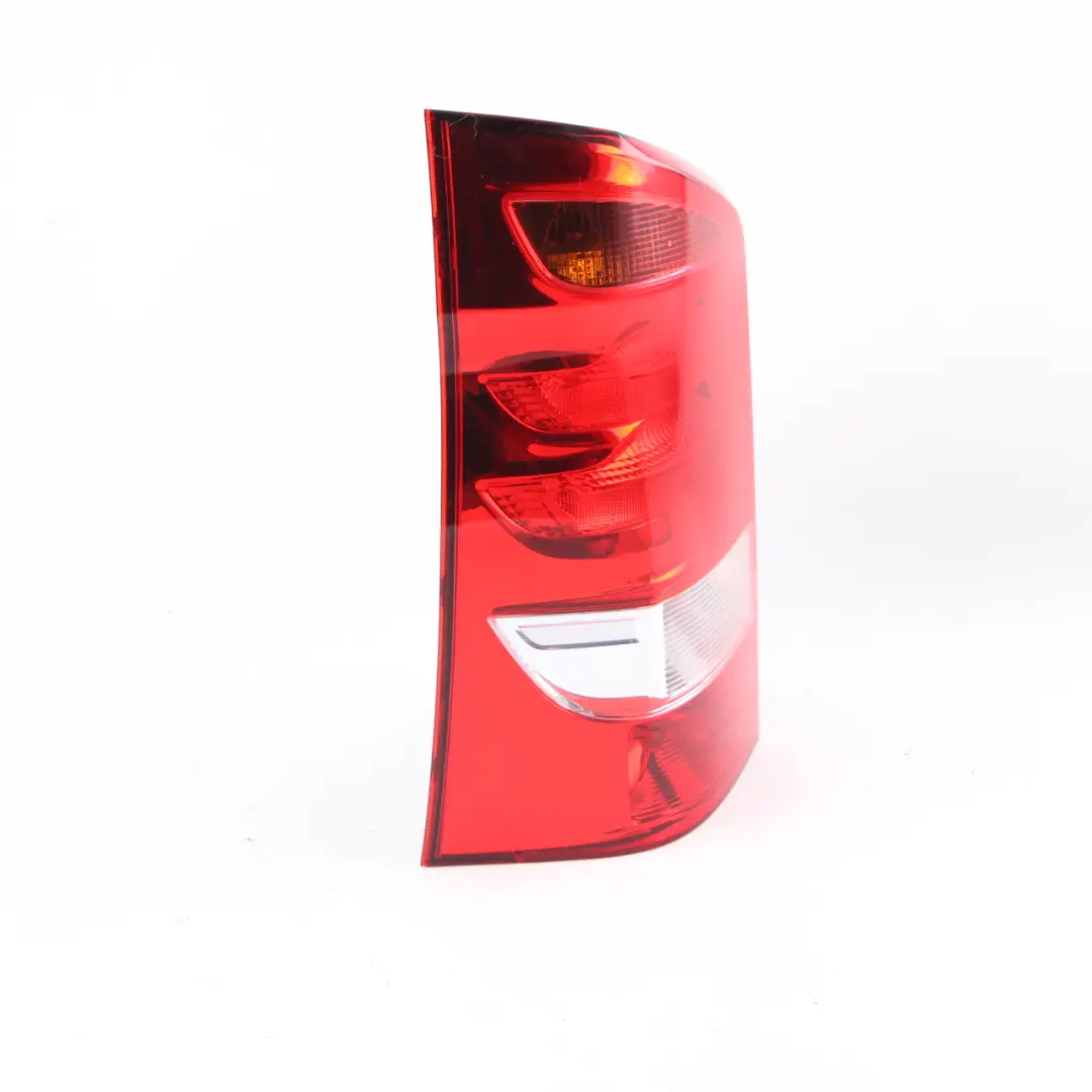 Fanale posteriore Sinistro Fanale posteriore laterale per Mercedes W447 con numero di parte A4478201164 Mercedes W447 Fanale posteriore Sinistro Fanale posteriore laterale - SKU A4478201164 - Numero di parte A4478201164