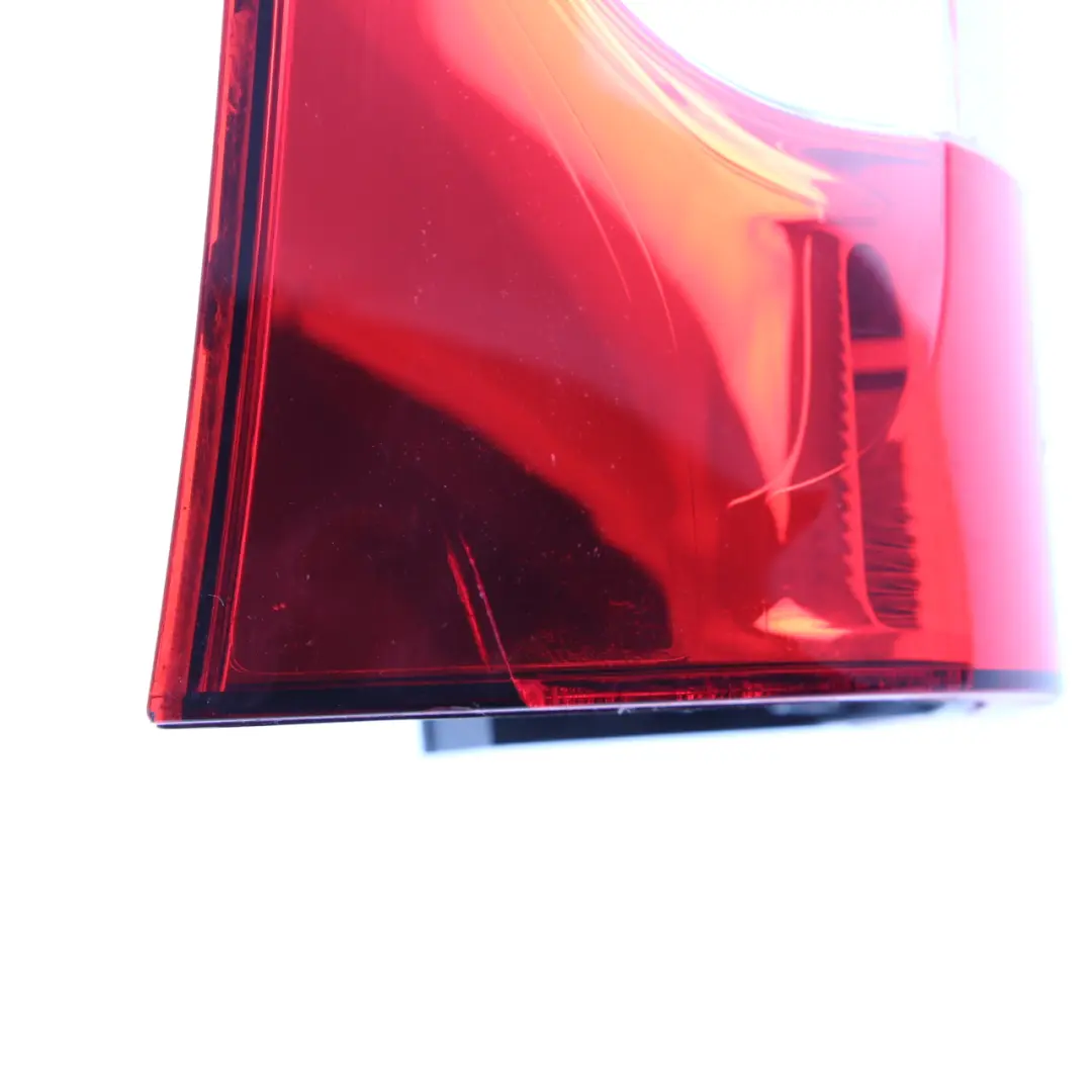 Fanale posteriore Sinistro Fanale posteriore laterale per Mercedes W447 con numero di parte A4478201164 Mercedes W447 Fanale posteriore Sinistro Fanale posteriore laterale - SKU A4478201164 - Numero di parte A4478201164