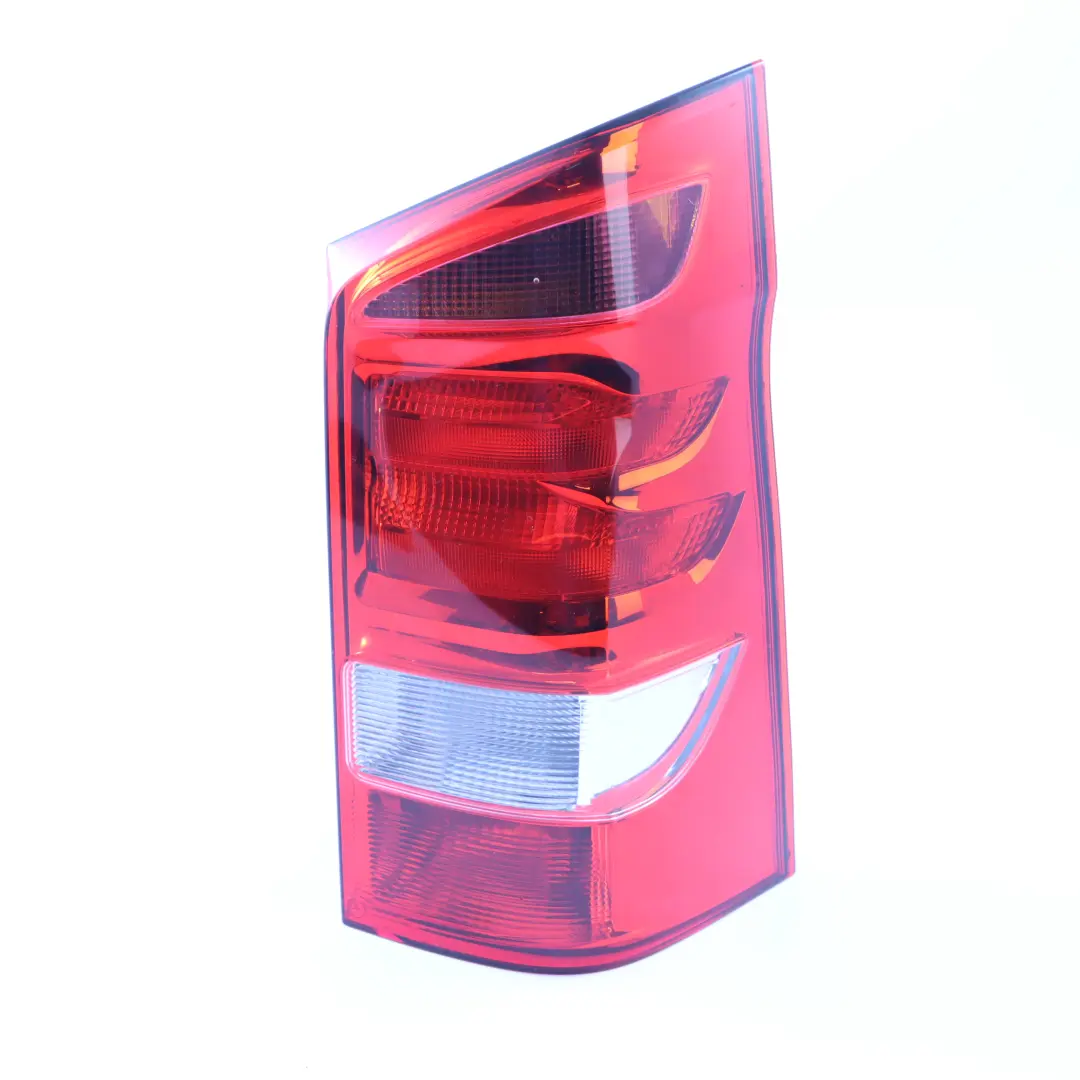 Fanale posteriore destro Fanale posteriore laterale per Mercedes W447 con numero di parte A4478201264 Mercedes W447 Fanale posteriore destro Fanale posteriore laterale - SKU A4478201264-1 - Numero di parte A4478201264