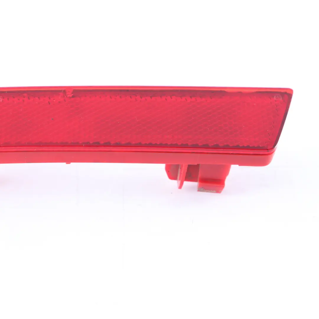 Reflector lámpara trasera parachoques Reflexión para Mercedes Vito W447 con número de pieza A4478260040 Mercedes Vito W447 Reflector lámpara trasera parachoques Reflexión - SKU A4478260040 - Número de pieza A4478260040