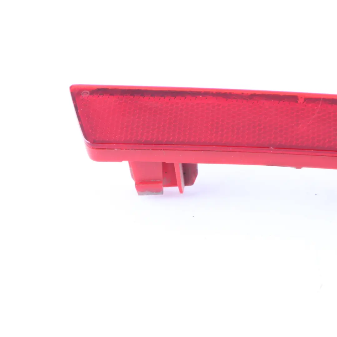 Réflexion sur le pare-chocs arrière droit pour Mercedes Vito W447 à propos du numéro de pièce A4478260140 Mercedes Vito W447 Réflexion sur le pare-chocs arrière droit - SKU A4478260140 - Numéro de pièce A4478260140