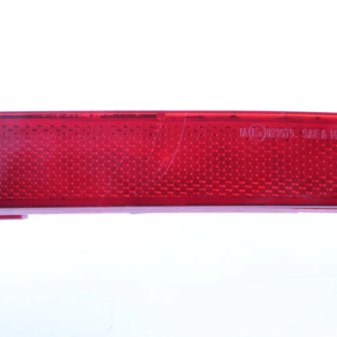 Réflexion sur le pare-chocs arrière droit pour Mercedes Vito W447 à propos du numéro de pièce A4478260140 Mercedes Vito W447 Réflexion sur le pare-chocs arrière droit - SKU A4478260140 - Numéro de pièce A4478260140