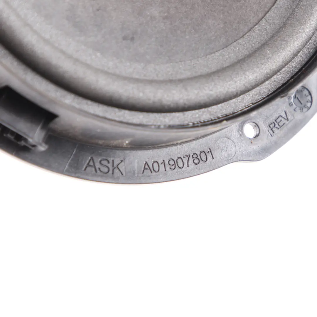 Altavoz Puerta Delantera Izquierda Derecha para Mercedes Vito W447 con número de pieza A4478271160 Mercedes Vito W447 Altavoz Puerta Delantera Izquierda Derecha - SKU A4478271160 - Número de pieza A4478271160