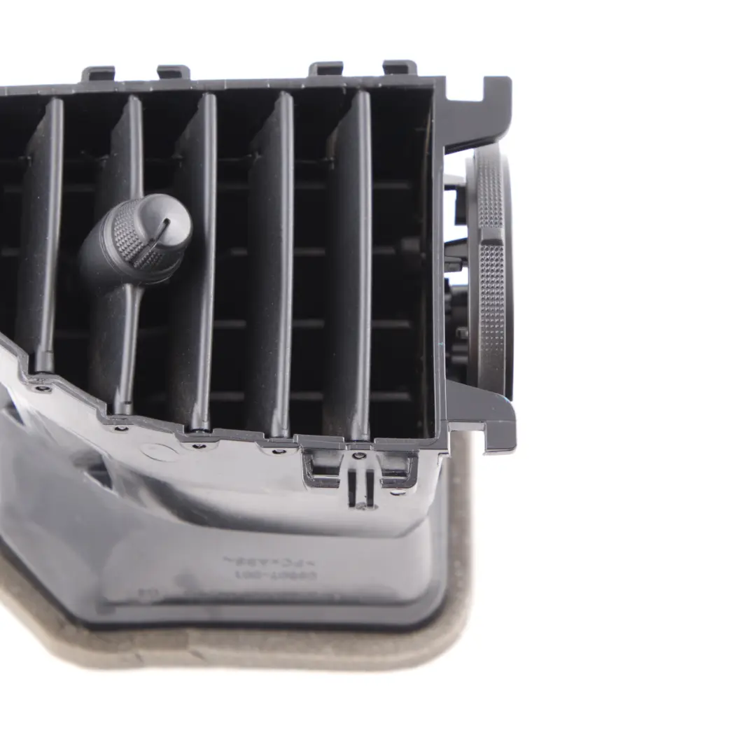 Armaturenbrett Air Vent Grille Links Trim Düse für Mercedes Vito W447 mit Teilenummer A4478300454 Mercedes Vito W447 Armaturenbrett Air Vent Grille Links Trim Düse - SKU A4478300454 - Teilenummer A4478300454