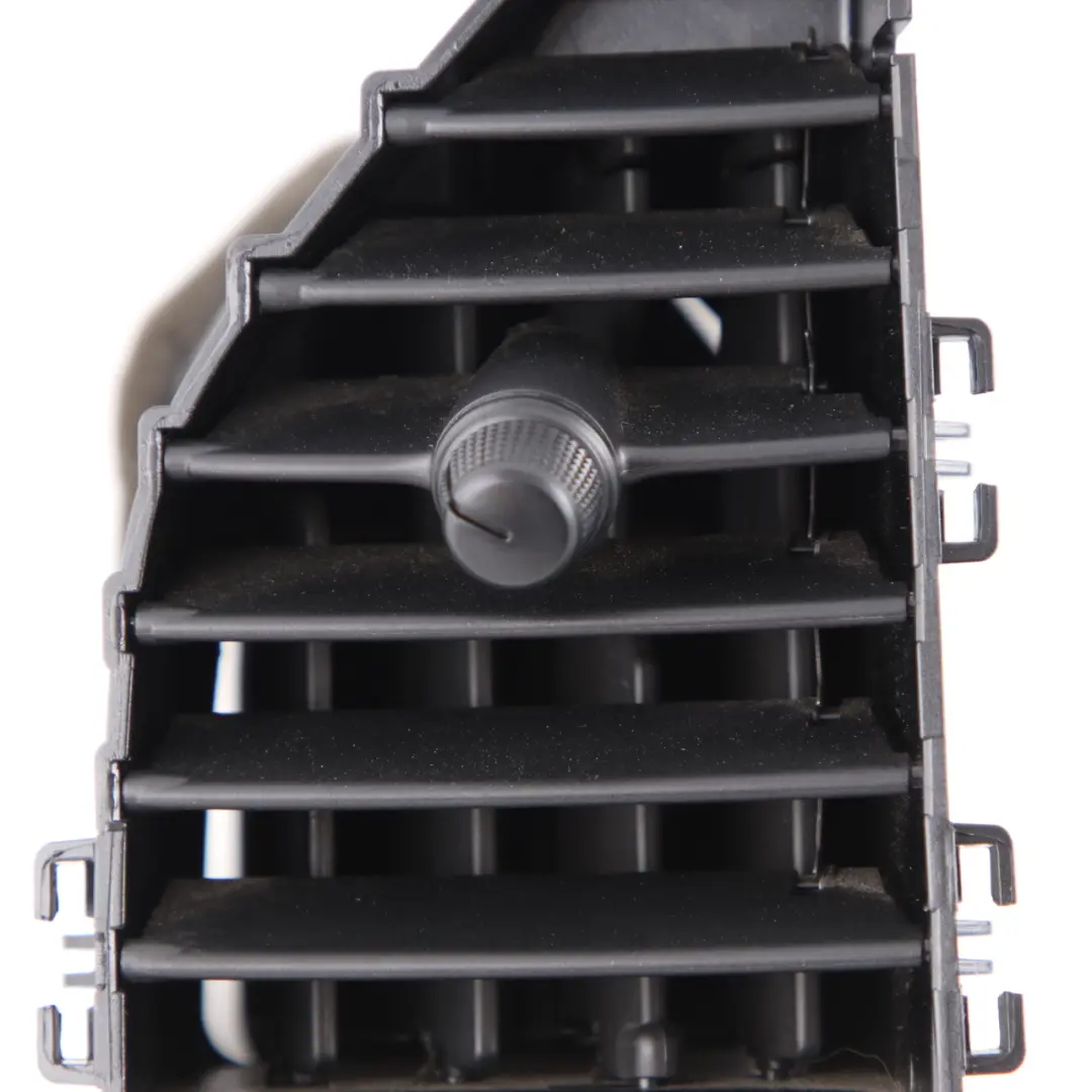 Grille d'aération tableau bord gauche Trim Nozzle pour Mercedes Vito W447 à propos du numéro de pièce A4478300454 Mercedes Vito W447 Grille d'aération tableau bord gauche Trim Nozzle - SKU A4478300454 - Numéro de pièce A4478300454