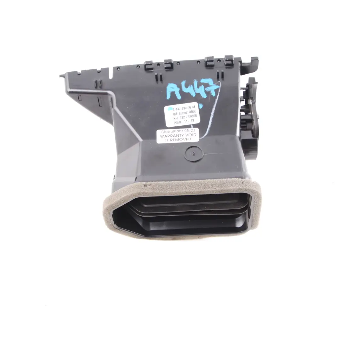 Salpicadero ventilación derecho Boquilla Trim para Mercedes Vito W447 con número de pieza A4478300654 Mercedes Vito W447 Salpicadero ventilación derecho Boquilla Trim - SKU A4478300654 - Número de pieza A4478300654