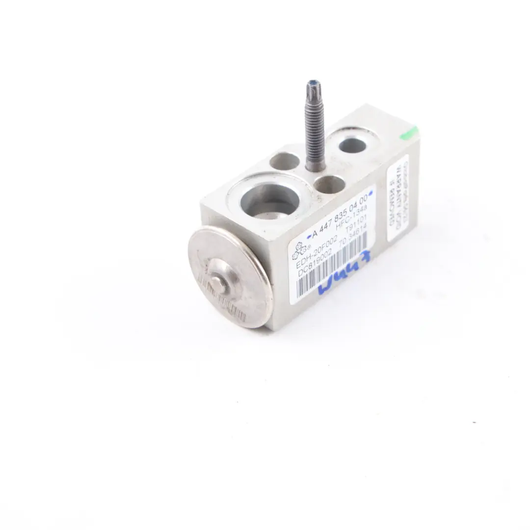 Soupape d'expansion A/C Unité climatisation pour Mercedes W447 à propos du numéro de pièce A4478350400 Mercedes W447 Soupape d'expansion A/C Unité climatisation - SKU A4478350400 - Numéro de pièce A4478350400