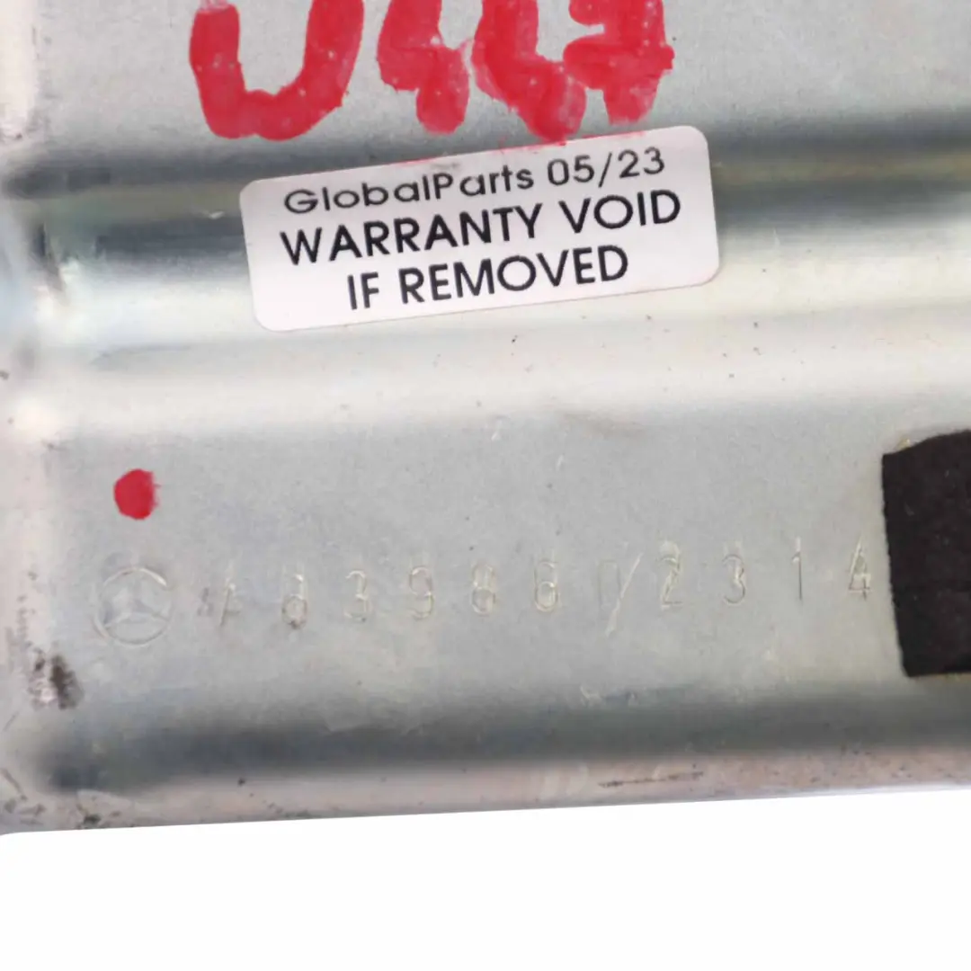 Support pavillon gauche B-Pillar Support toit A6398602314 pour Mercedes Vito W447 à propos du numéro de pièce A4478605900 Mercedes Vito W447 Support pavillon gauche B-Pillar Support toit A6398602314 - SKU A4478605900 - Numéro de pièce A4478605900