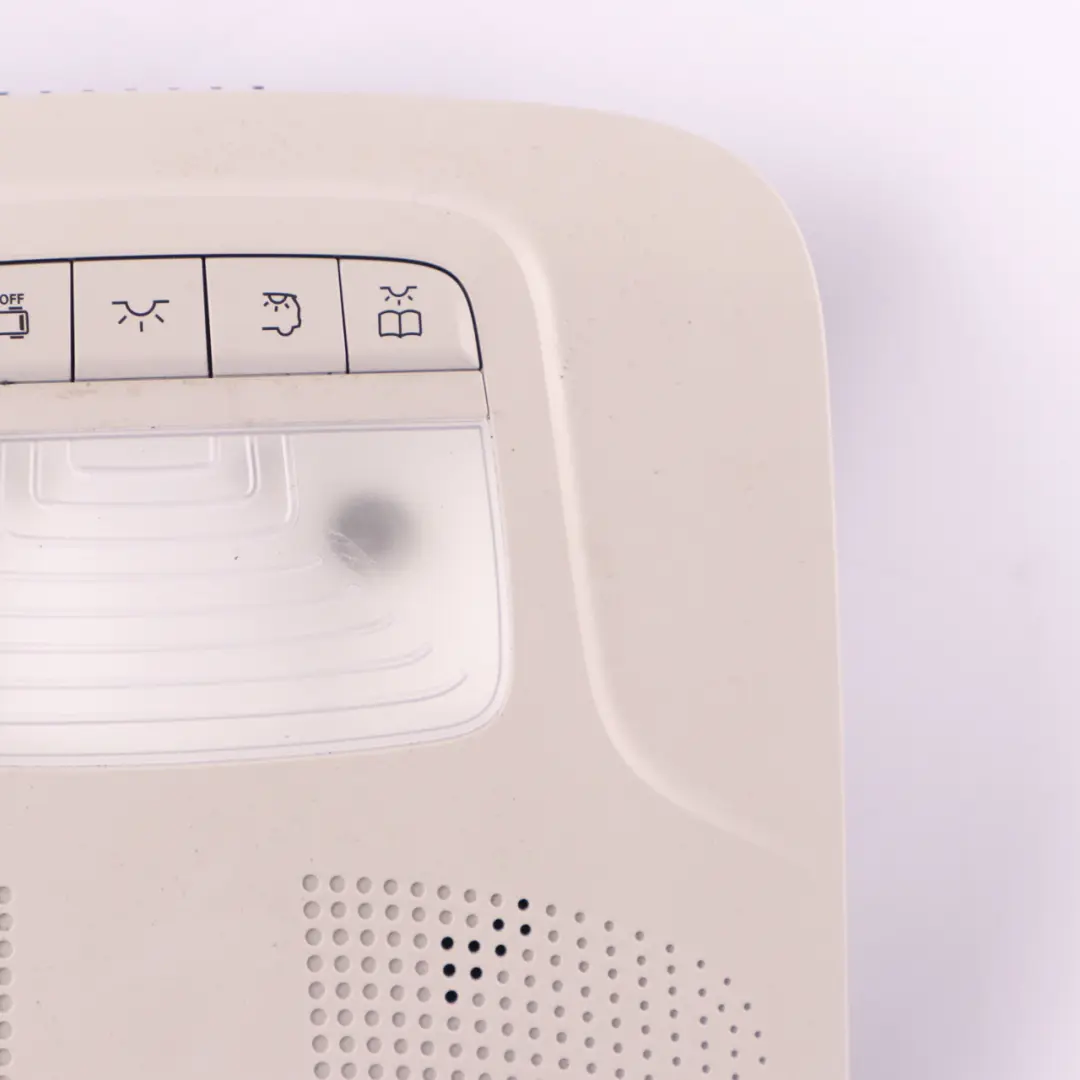 Mercedes W447 Luz de techo Luz de lectura delantera Interior A4479006900 - SKU A4479006900  - Número de pieza A4479006900 