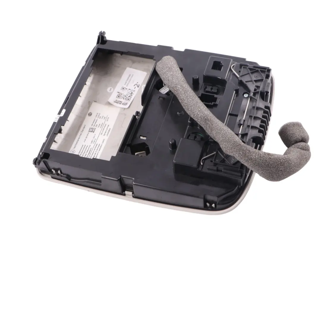 Luz de techo Luz de lectura delantera Interior A4479006900 para Mercedes W447 con número de pieza A4479006900 Mercedes W447 Luz de techo Luz de lectura delantera Interior A4479006900 - SKU A4479006900 - Número de pieza A4479006900