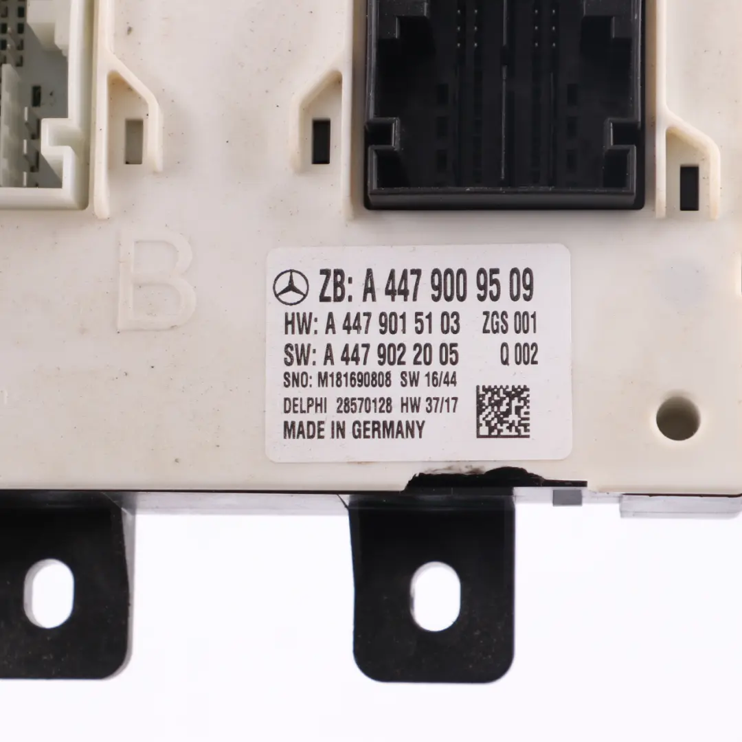 Moduł Sterownik SAM do Mercedes W447 o numerze A4479009509 Mercedes W447 Moduł Sterownik SAM - SKU A4479009509-1 - Numer Części A4479009509