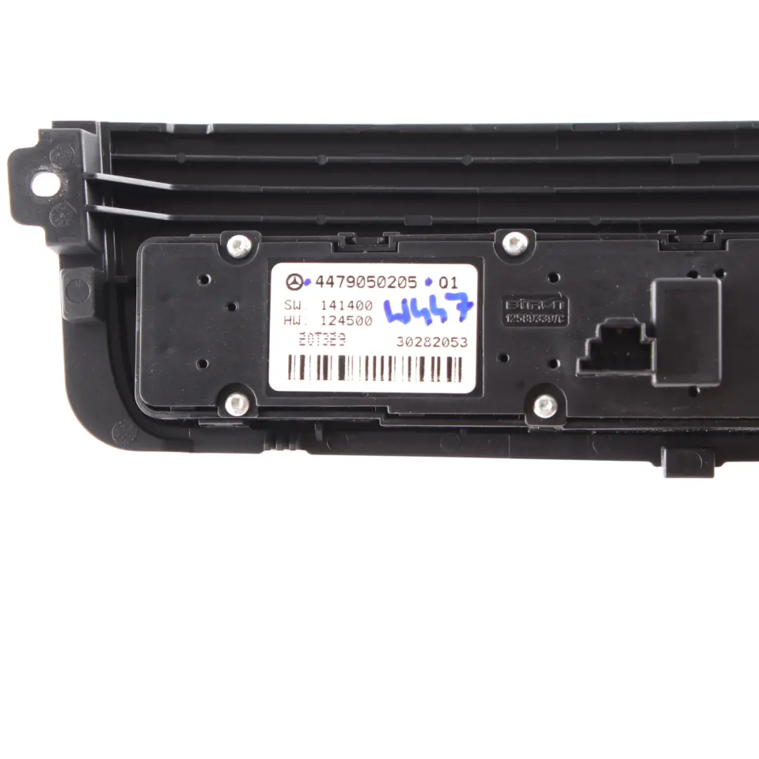 Mercedes W639 Panneau Tableau Bord Danger ASR Bouton d'essuie-glace A6395455207 - SKU A4479050205 - Numéro de pièce A4479050205