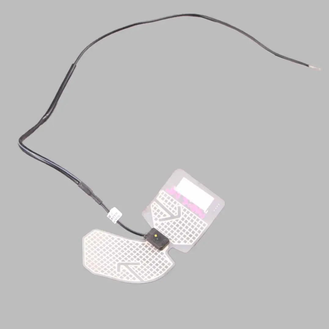 Antenna Antenna Telefono per Mercedes Vito W447 con numero di parte A4479053104 Mercedes Vito W447 Antenna Antenna Telefono - SKU A4479053104 - Numero di parte A4479053104