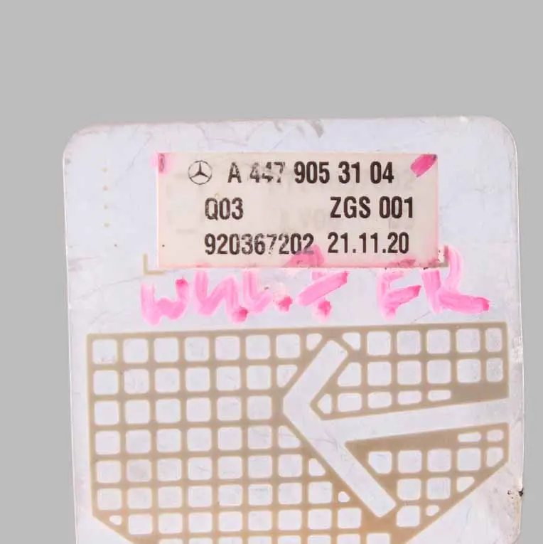 Mercedes Vito W447 Aerial Antenna Telephone Unit - SKU A4479053104 - Part number A4479053104