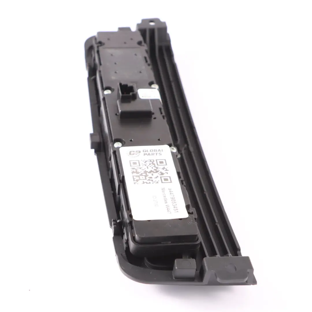 Warnblinkanlage ESP Schalttafel Armaturenbrett für Mercedes Vito W447 mit Teilenummer A4479053451 Mercedes Vito W447 Warnblinkanlage ESP Schalttafel Armaturenbrett - SKU A4479053451 - Teilenummer A4479053451