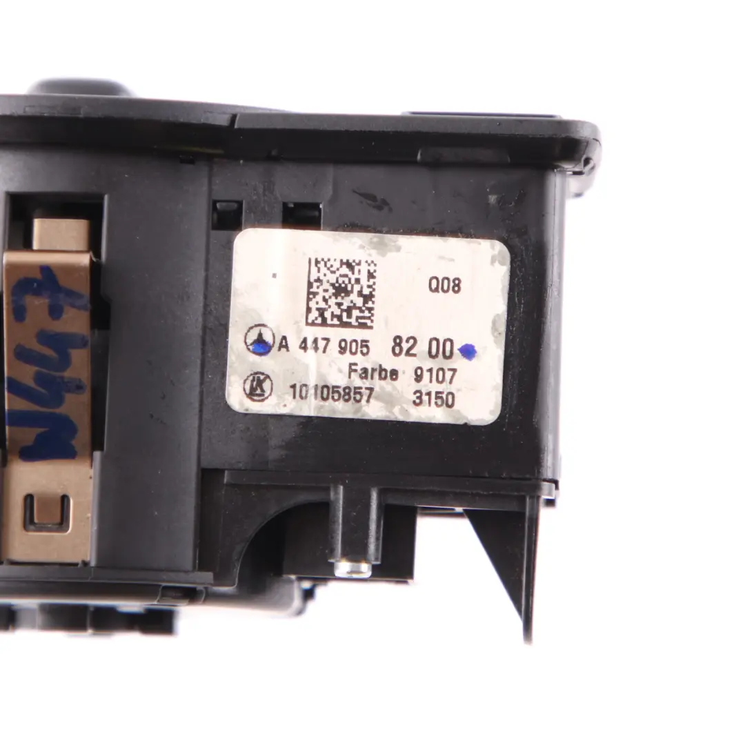 Mercedes Vito W447 Interrupteur de phare Unité de contrôle Panneau Bouton - SKU A4479058200 - Numéro de pièce A4479058200
