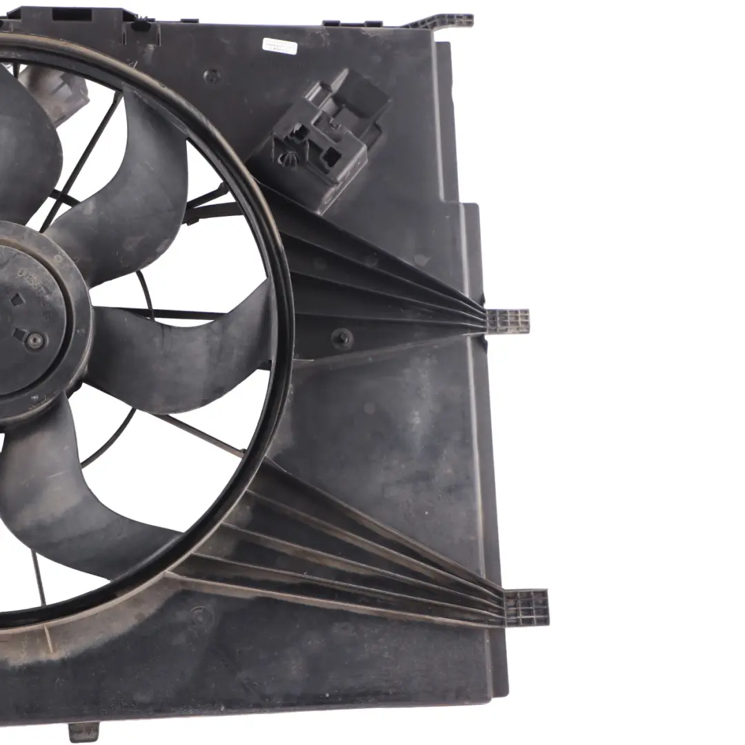OM622 Fan Shroud Raffreddamento motore Radiatore per Mercedes Vito W447 con numero di parte A4479060012 Mercedes Vito W447 OM622 Fan Shroud Raffreddamento motore Radiatore - SKU A4479060012 - Numero di parte A4479060012