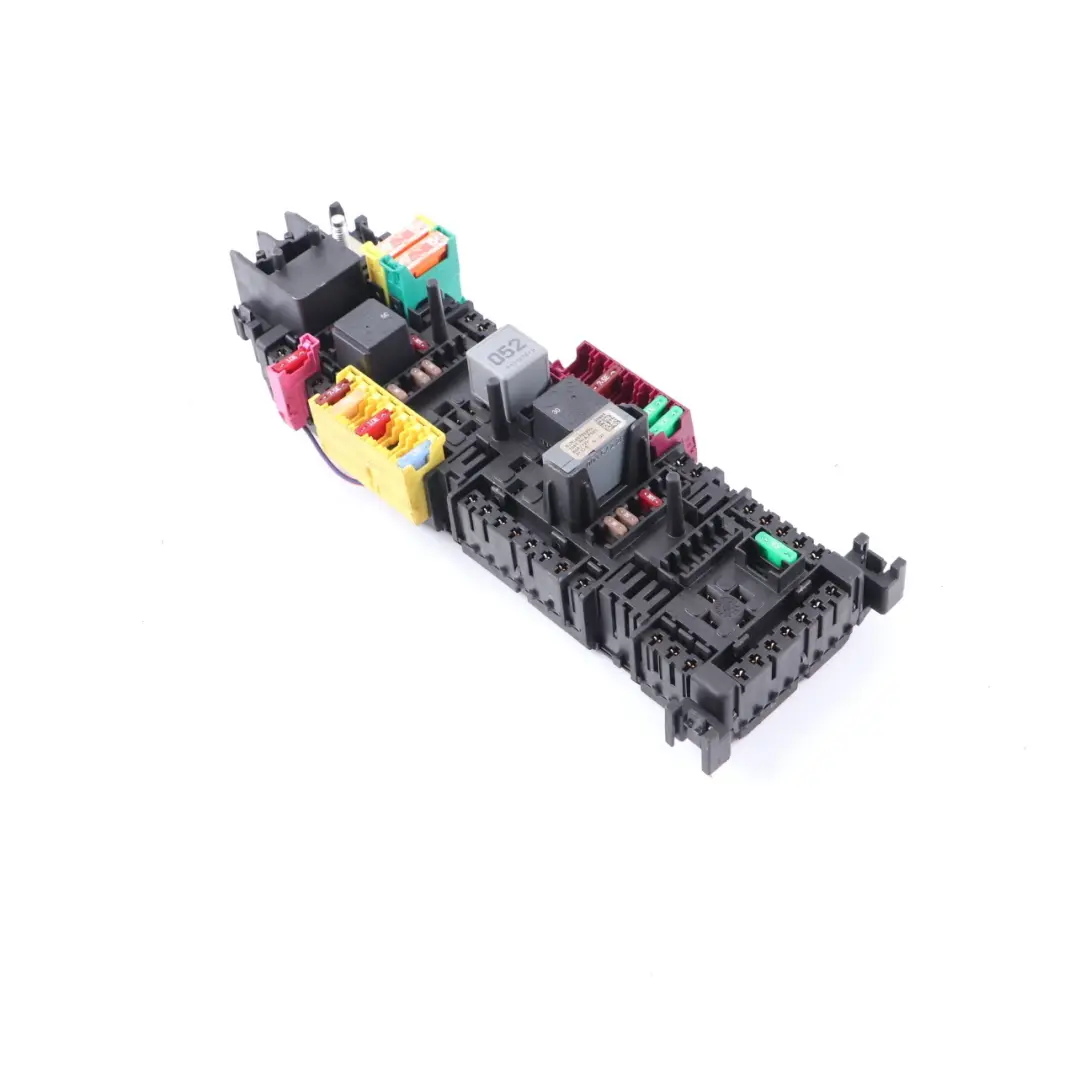 Mercedes W447 Vorderseite Sicherungskasten Relais Steuergerät Modul - SKU A4479060117 - Teilenummer A4479060117