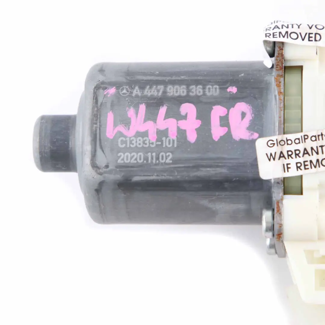 Moteur Lève-Vitre Porte Avant Droite pour Mercedes Vito W447 à propos du numéro de pièce A4479063600 Mercedes Vito W447 Moteur Lève-Vitre Porte Avant Droite - SKU A4479063600 - Numéro de pièce A4479063600