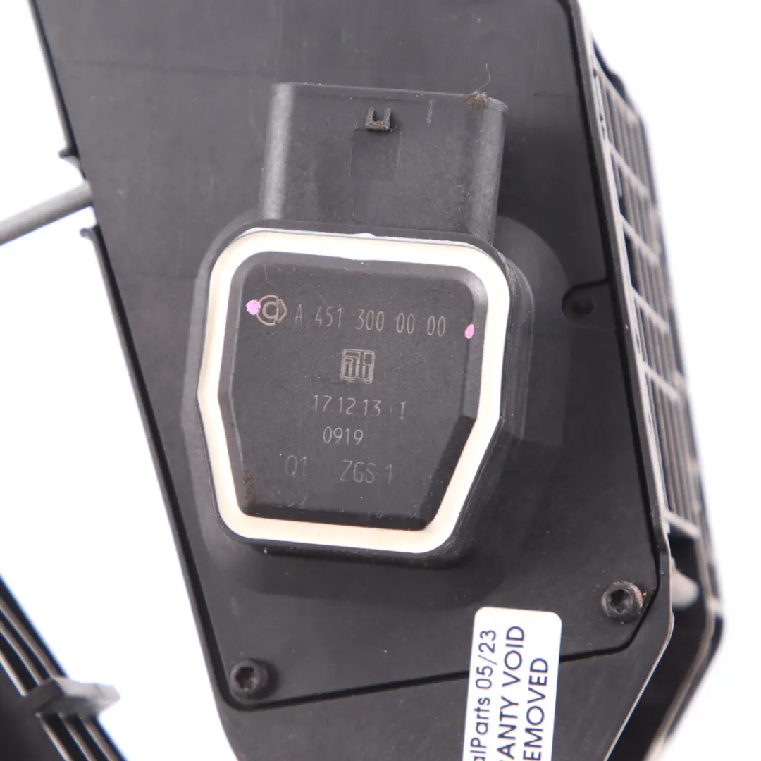Throttle Pedal Mercedes W204 W207 W212 Accelerator Gas Unit to with Part number A4513000000 Throttle Pedal Mercedes W204 W207 W212 Accelerator Gas Unit - SKU A4513000000 - Part number A4513000000