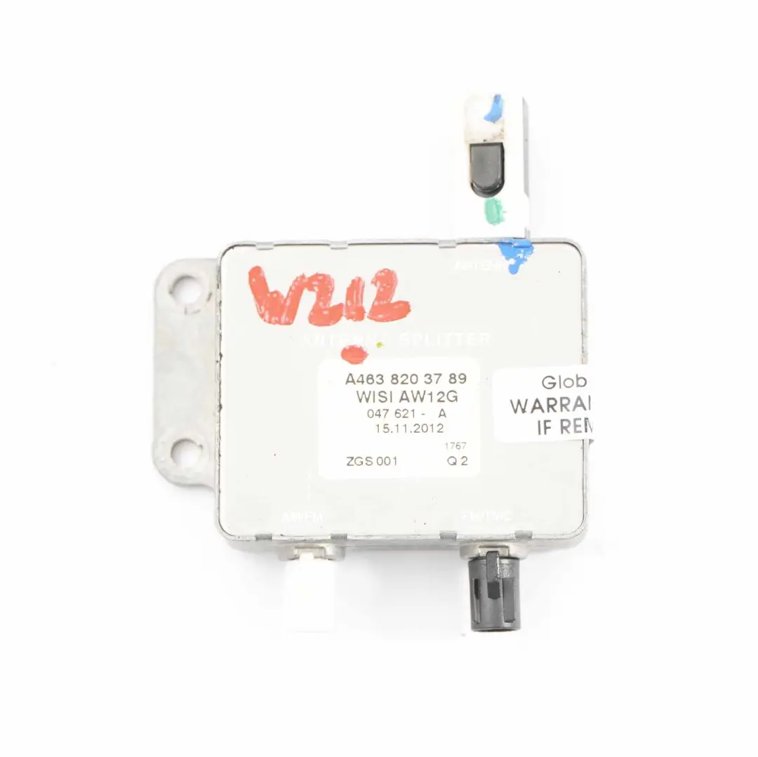Radio Antenna Splitter Control Unit Module Mercedes W212 - SKU A4638203789 - Numéro de pièce A4638203789