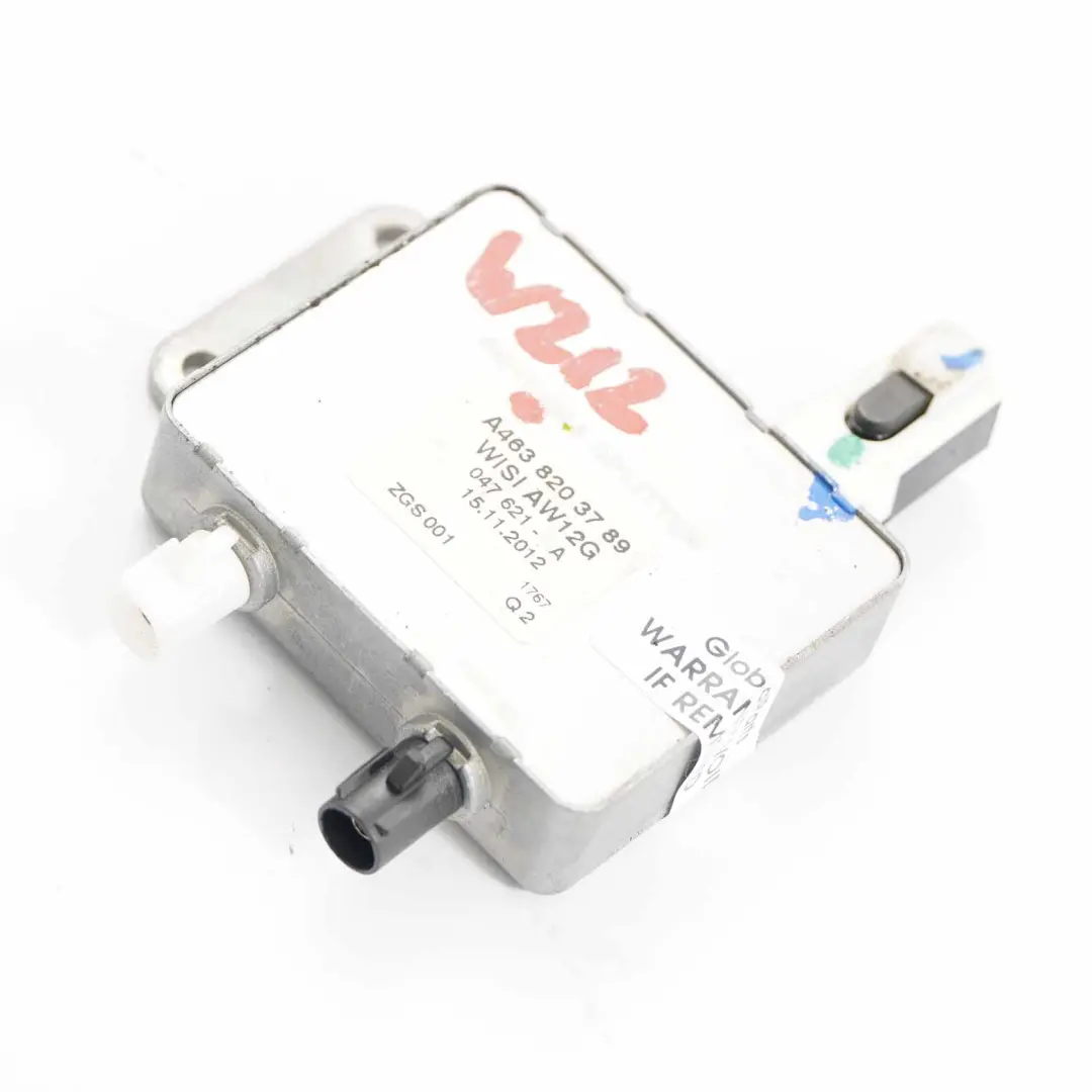 Radio Antenna Splitter Control Unit Module Mercedes W212 - SKU A4638203789 - Numéro de pièce A4638203789