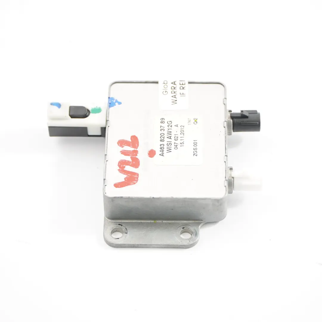 Radio Antena Splitter Control Unit Module para Mercedes W212 con número de pieza A4638203789 Mercedes W212 Radio Antena Splitter Control Unit Module - SKU A4638203789 - Número de pieza A4638203789