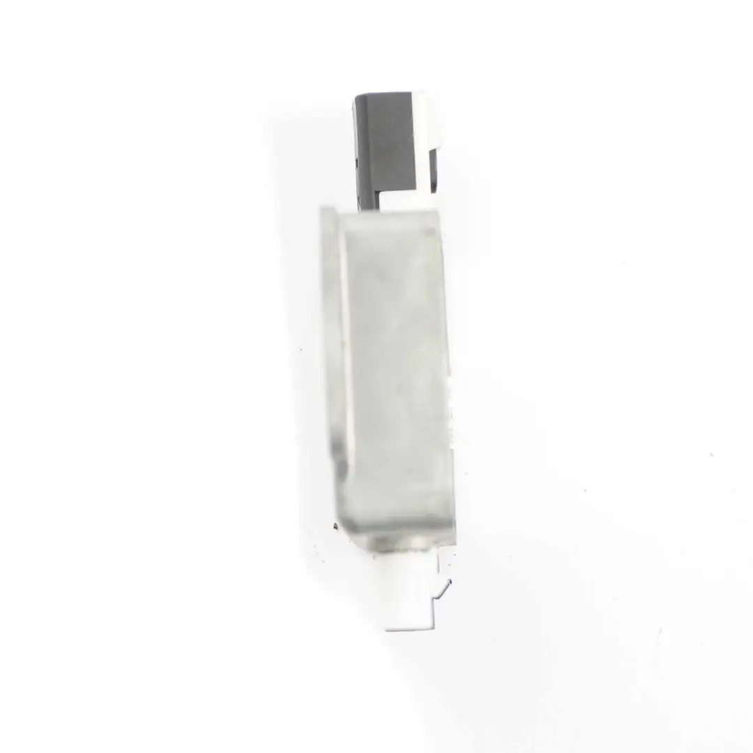 Radio Antenna Splitter Control Unit Module Mercedes W212 - SKU A4638203789 - Numéro de pièce A4638203789