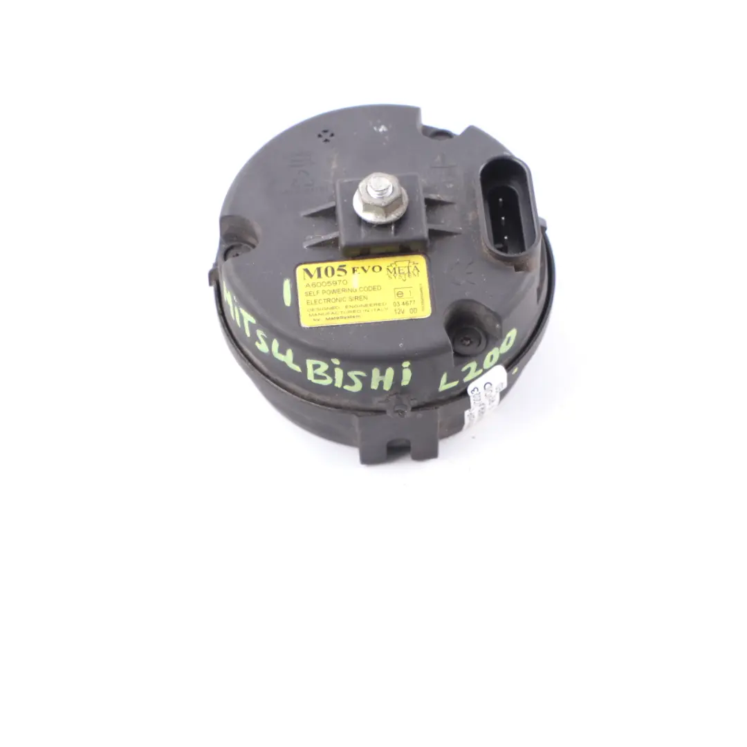 Alarm Siren Anti Theft Siren Module Unit to Mitsubishi L200 with Part number A6005970 Mitsubishi L200 Alarm Siren Anti Theft Siren Module Unit - SKU A6005970 - Part number A6005970