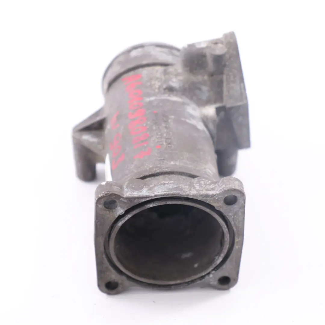 Soupape EGR Mercedes W901 OM601 Recirculation des gaz d'échappement pour à propos du numéro de pièce A6010980817 Soupape EGR Mercedes W901 OM601 Recirculation des gaz d'échappement - SKU A6010980817 - Numéro de pièce A6010980817