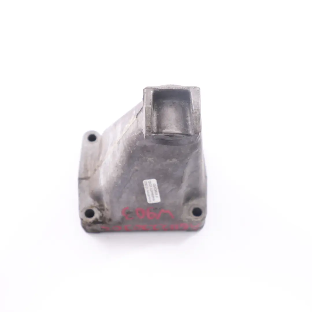  Motorhalterung Mercedes W901 OM601 Rechts Halterung - SKU A6012233504 - Teilenummer A6012233504