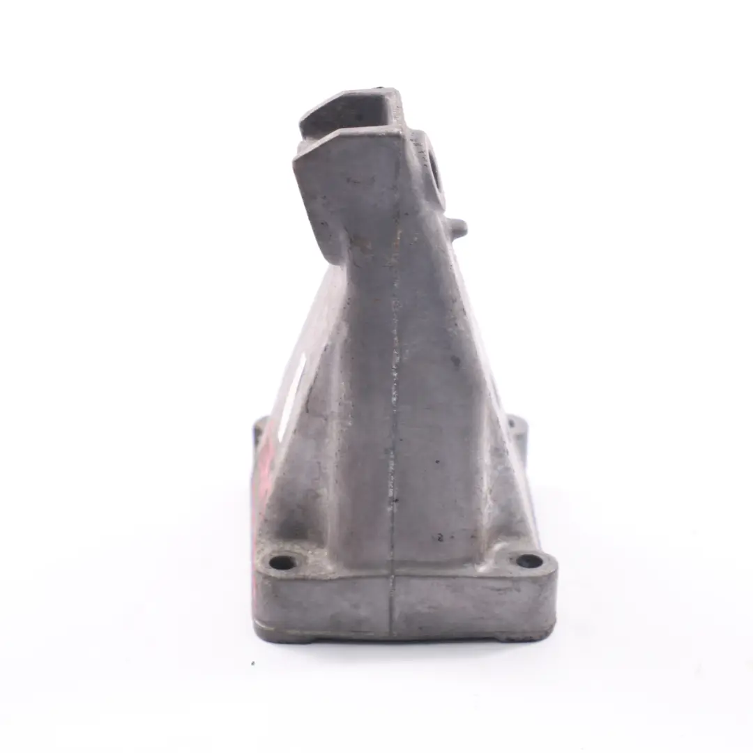 Supporto motore Mercedes W901 OM601 Supporto destro Staffa per con numero di parte A6012233504 Supporto motore Mercedes W901 OM601 Supporto destro Staffa - SKU A6012233504 - Numero di parte A6012233504