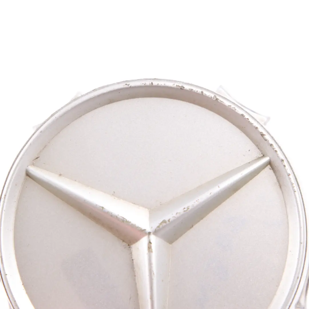 W901 W905 Sprinter Wheel Hub Cap to Mercedes with Part number A6014010325 Mercedes W901 W905 Sprinter Wheel Hub Cap - SKU A6014010325 - Part number A6014010325