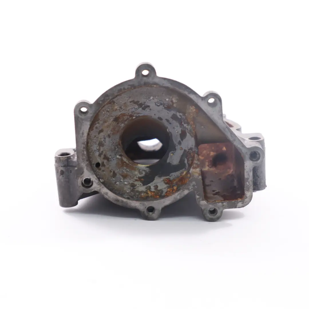 W901 OM601 Wasser Kühlmittelpumpe Gehäuse Halterung für Mercedes mit Teilenummer A6032010101 Mercedes W901 OM601 Wasser Kühlmittelpumpe Gehäuse Halterung - SKU A6032010101 - Teilenummer A6032010101