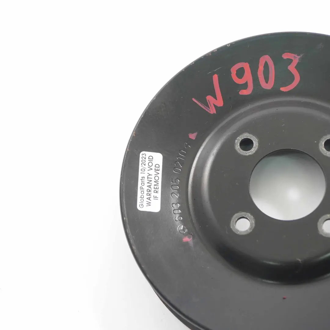 W903 Polea de la bomba de agua del motor para Mercedes Sprinter con número de pieza A6032050210 Mercedes Sprinter W903 Polea de la bomba de agua del motor - SKU A6032050210 - Número de pieza A6032050210