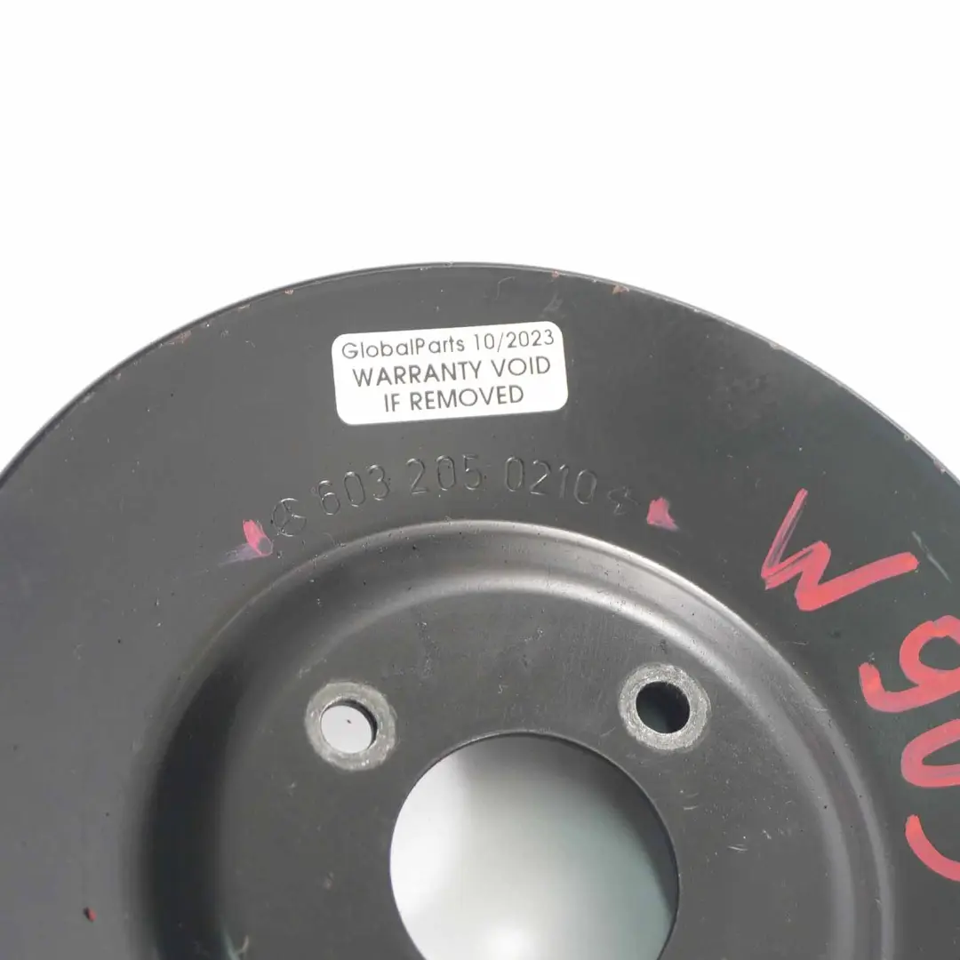 Mercedes Sprinter W903 Polea de la bomba de agua del motor - SKU A6032050210 - Número de pieza A6032050210