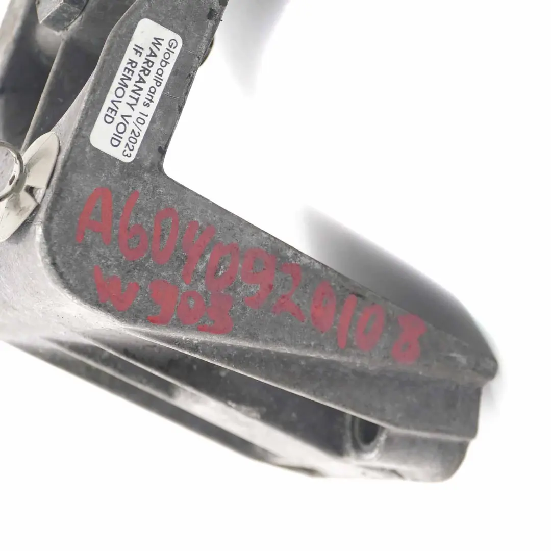 Mercedes W903 Sprinter Carcasa del filtro de combustible diesel Soporte montaje - SKU A6040920108 - Número de pieza A6040920108