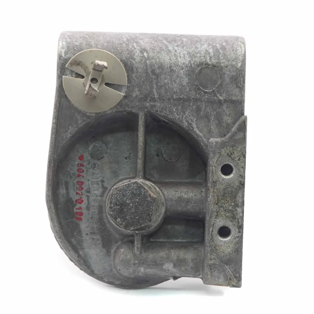 Mercedes W903 Sprinter Carcasa del filtro de combustible diesel Soporte montaje - SKU A6040920108 - Número de pieza A6040920108