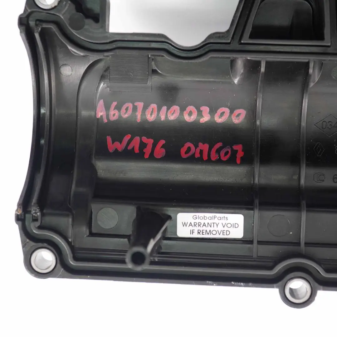  Couvercle de moteur Mercedes W176 W246 OM607 Culasse - SKU A6070100300 - Numéro de pièce A6070100300