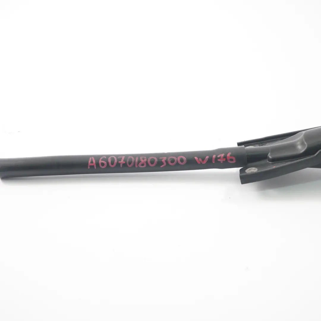 Mercedes W176 W415 OM607 Bagnet Miarka Oleju - SKU A6070180300 - Numer Części A6070180300
